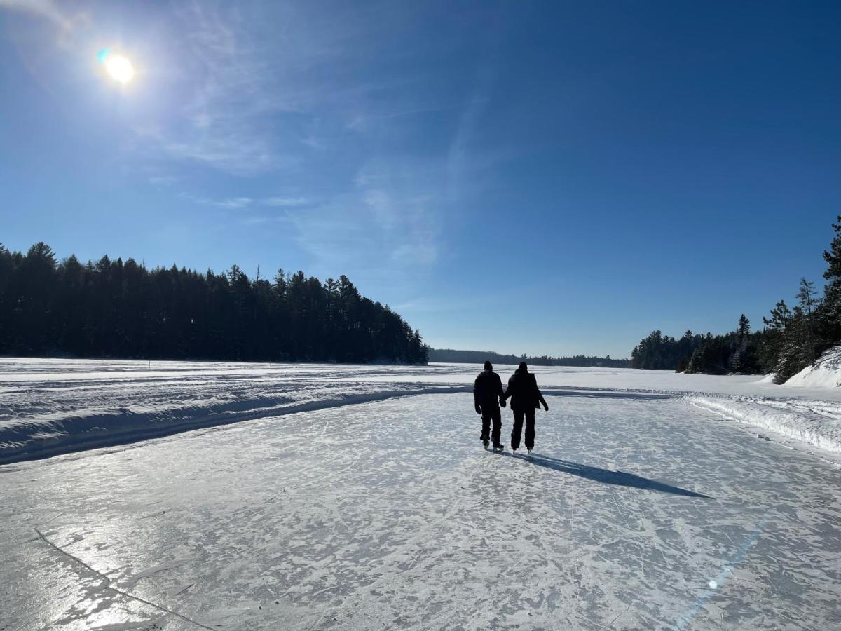Pourvoirie Du Lac Blanc Saint-Alexis-des-Monts Buitenkant foto