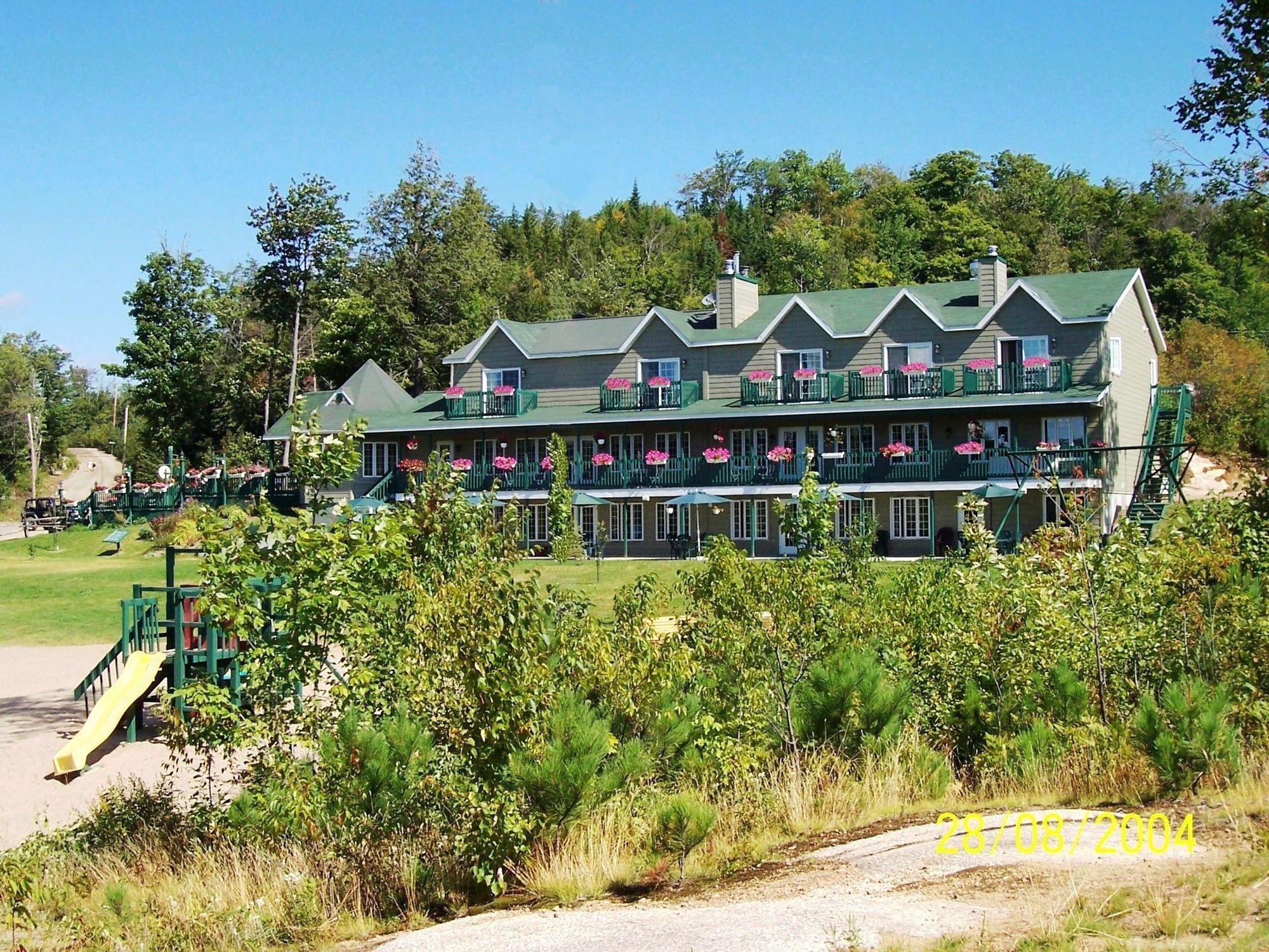 Pourvoirie Du Lac Blanc Villa Saint-Alexis-des-Monts Buitenkant foto