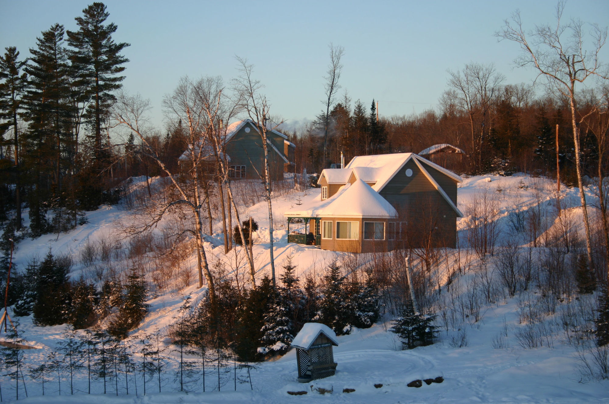 Pourvoirie Du Lac Blanc Villa Saint-Alexis-des-Monts Buitenkant foto