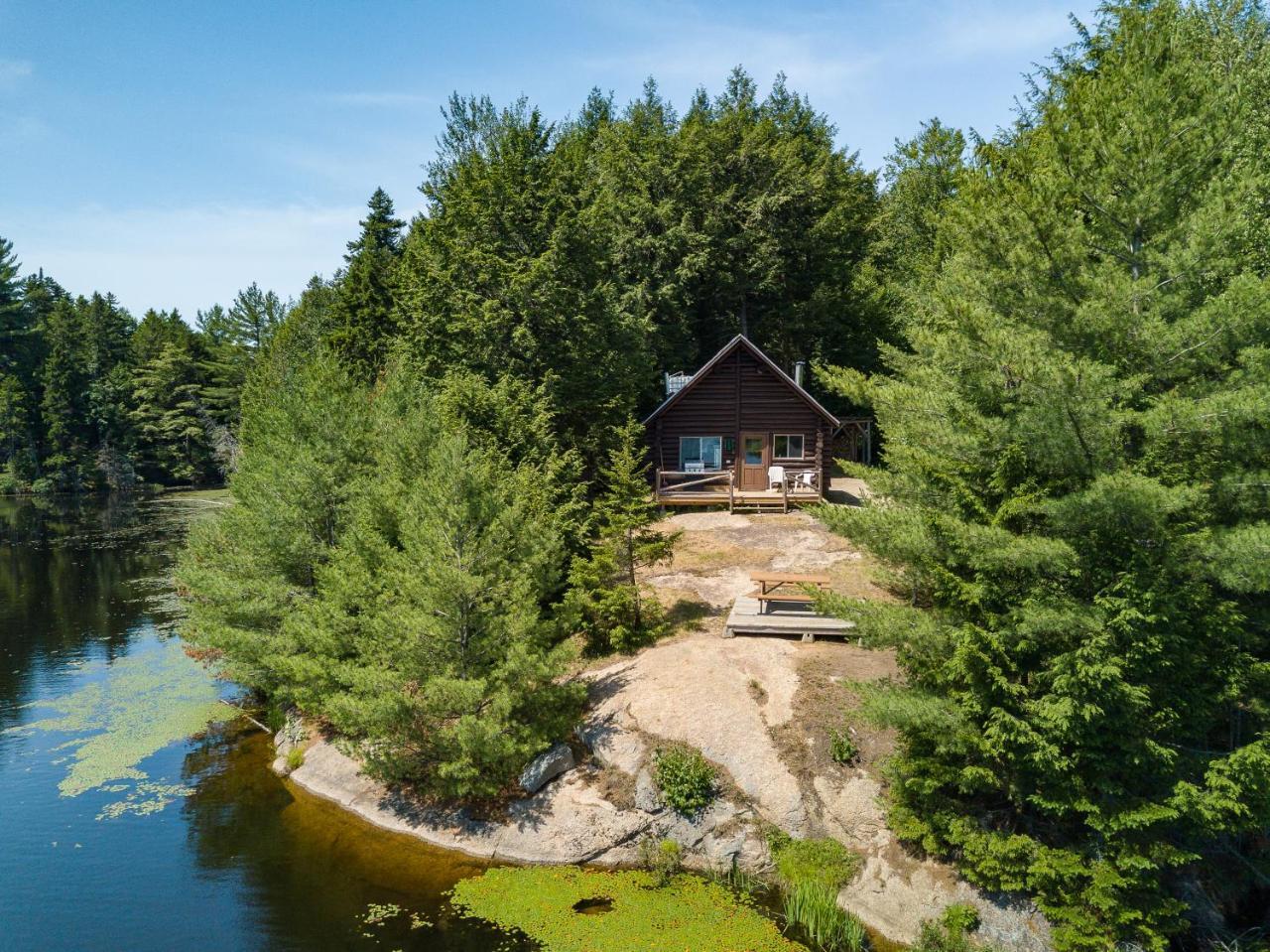 Pourvoirie Du Lac Blanc Villa Saint-Alexis-des-Monts Buitenkant foto